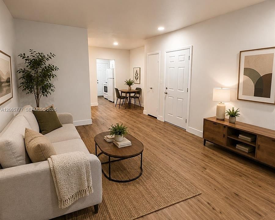 1st image of 1537 Jefferson Ave #5