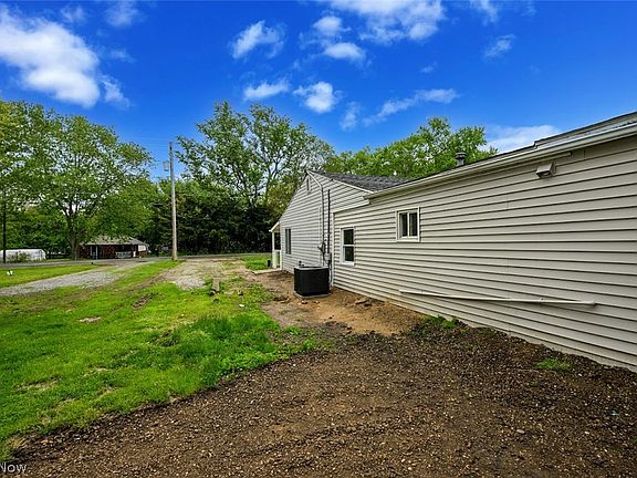 5th image of 916 Abington Rd