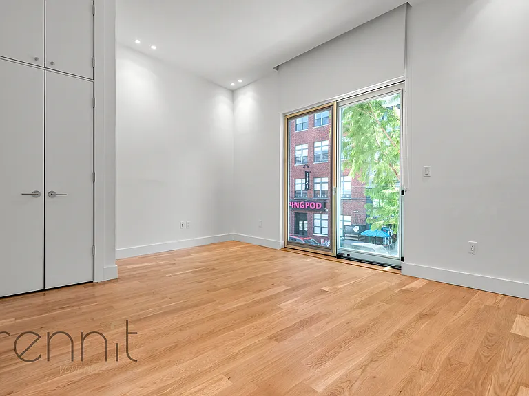 85 S 6th St #2C — Photo 3