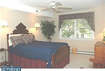 2nd image of 416 Main St Unit H