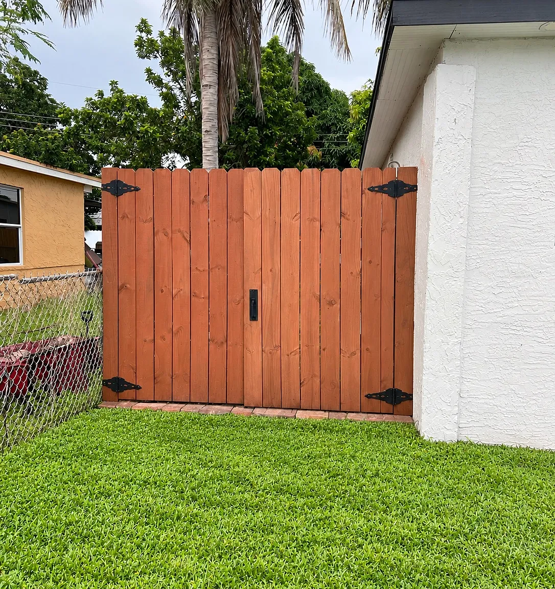 NW 185th St, Miami — Photo 3