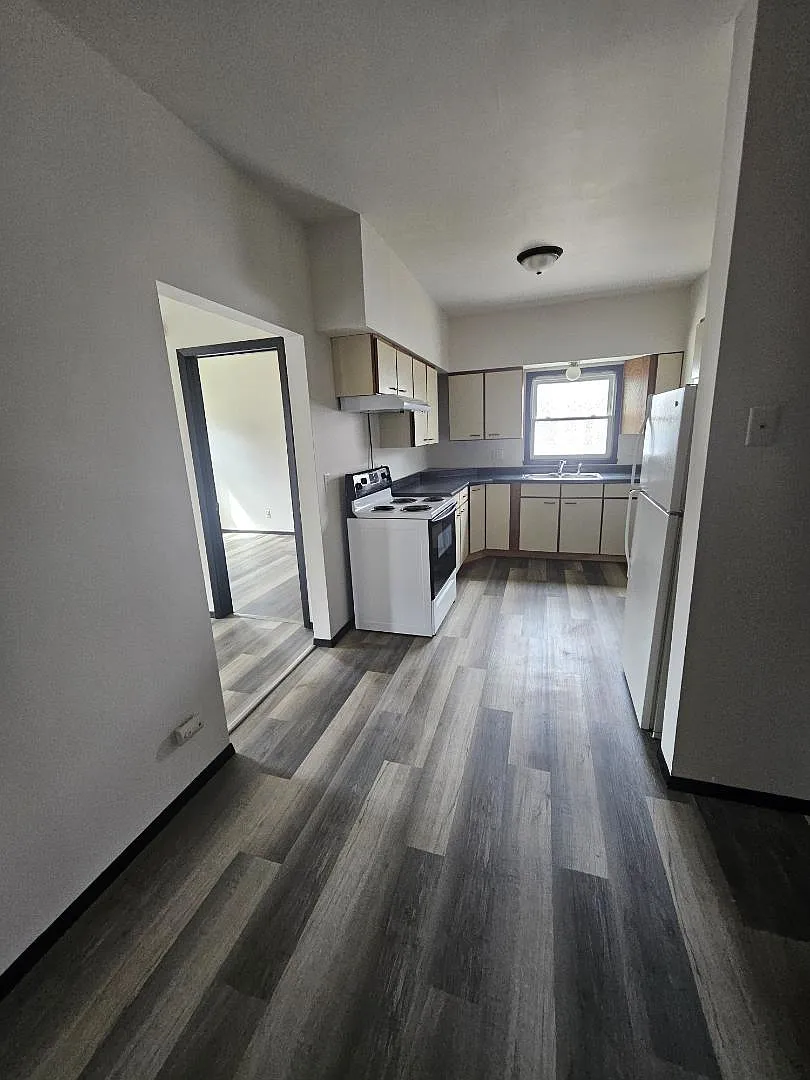 Unit Photo - 417 Caroline St