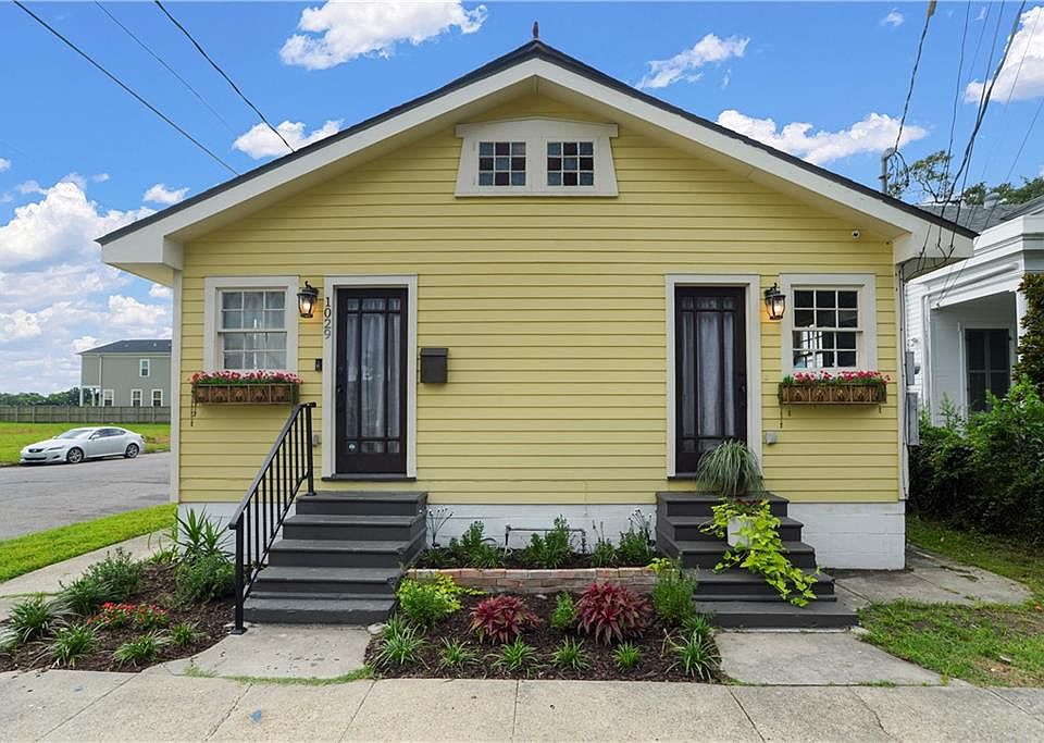 1st image of 1027 Eliza St
