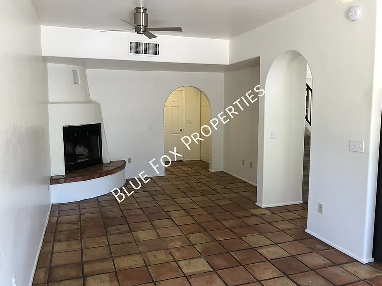 759 W Clear Creek Way — Photo 6