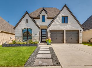 2444 Lazy Dog Ln, Northlake, TX 76247