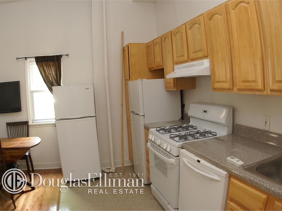 2nd image of 49 W 130th St APT 14