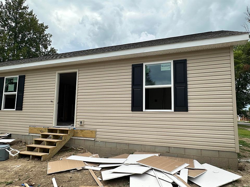 1st image of 128 Lincoln St