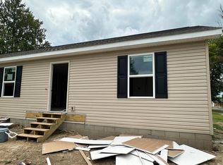 128 Lincoln St, Oakland City, IN 47660