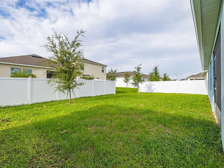 1078 Clay Blvd — Photo 46