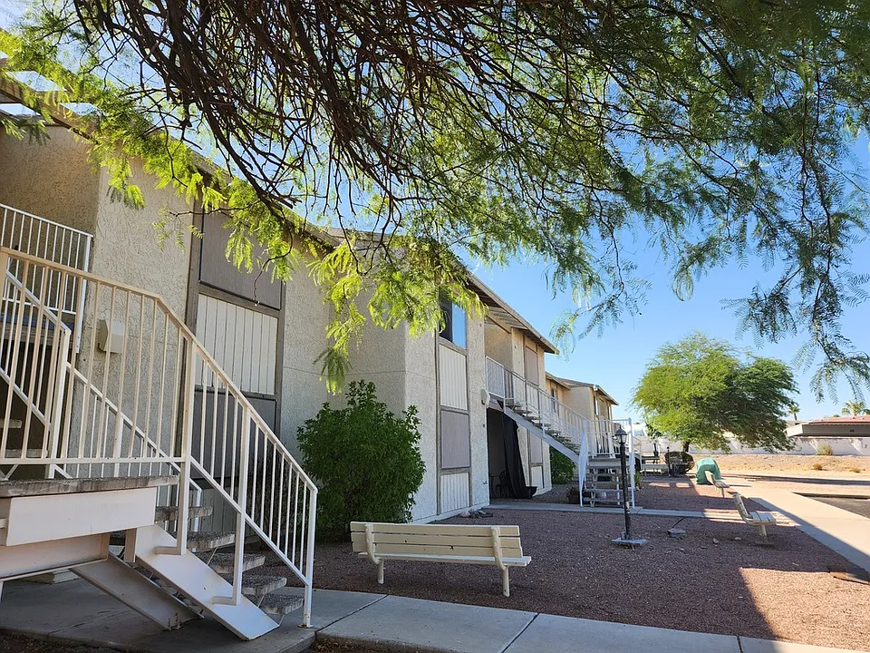Desert Sun Apartments