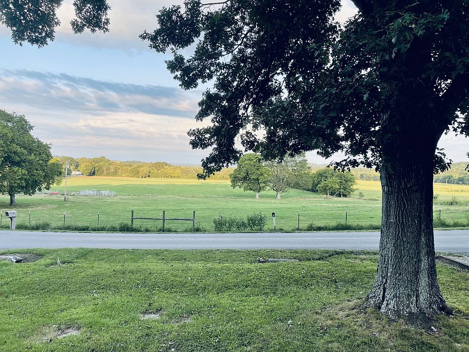 982 Donahue Rd, Pulaski, TN 38478 MLS 2567627 Zillow