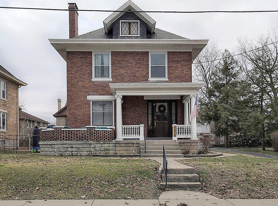 1st image of 4215 Sullivan Ave