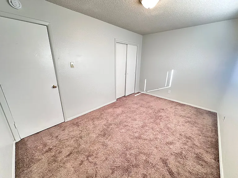 3211 Morris Street NE — Photo 16
