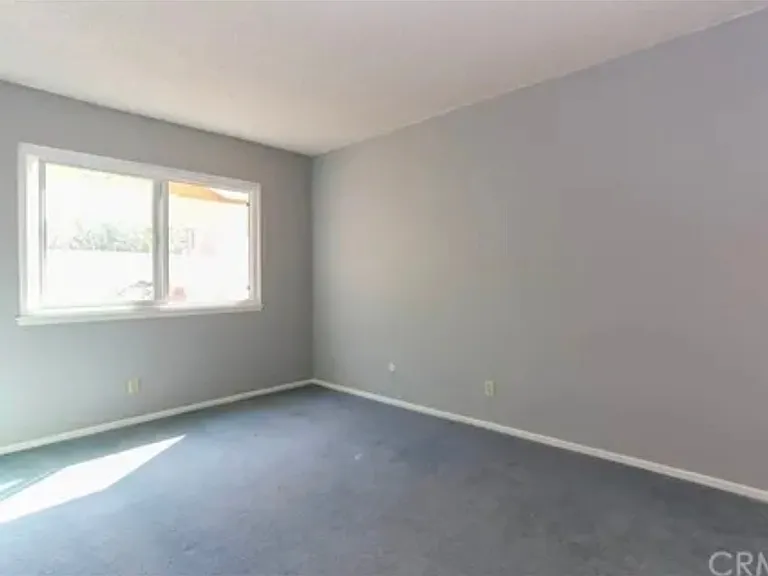 8271 Winterwood Ave — Photo 4