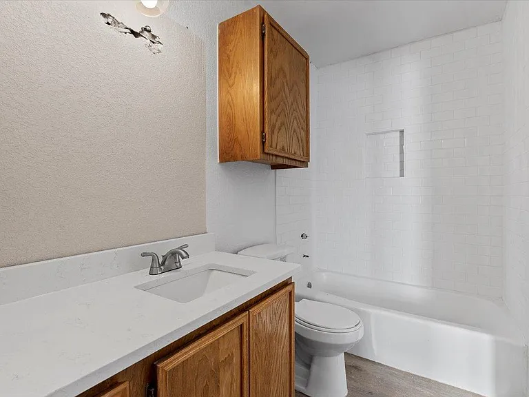 1312 Zephyr Ln — Photo 18