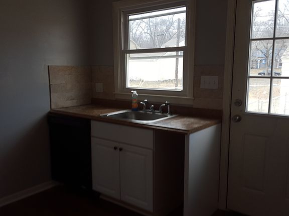 2nd image of 6620 Metcalf Ave