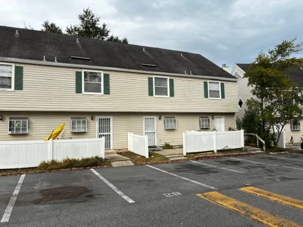 111 E 1st St APT 29, Jacksonville, FL 32206