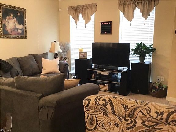 5th image of 680 Claire Ln