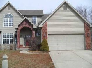 5324 Creekbend Dr, Carmel, IN 46033