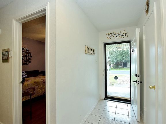 2nd image of 1308 Deupree Dr