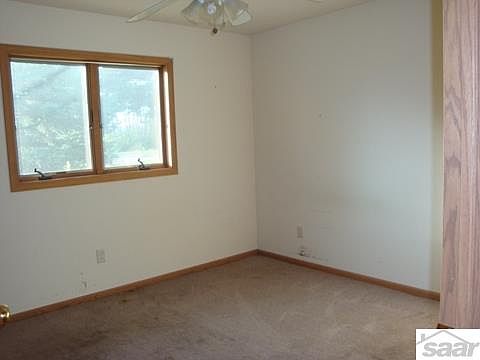5th image of 2322 E 8th St