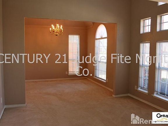 3rd image of 7206 Euclid Dr