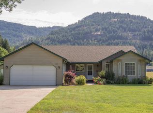 102 Birch Banks Rd, Sagle, ID 83860