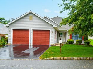 5 Clear Lake Rd, Whiting, NJ 08759