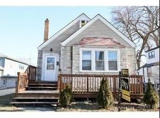 9325 S Utica Ave, Evergreen Park, IL 60805