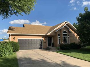 1507 Spruce Rd, Grand Island, NE 68801