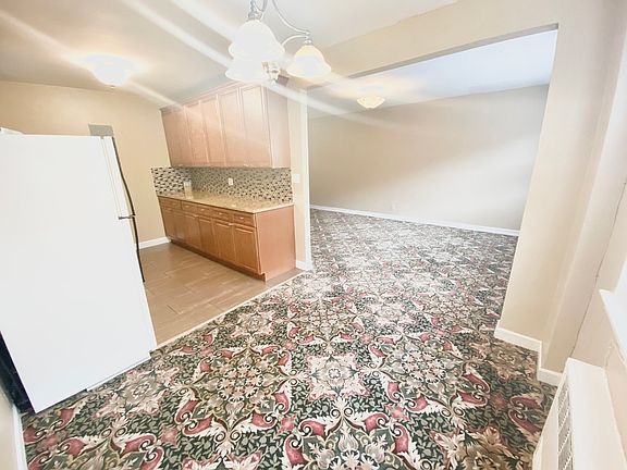 4th image of 32-25 41st St #2B
