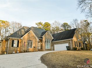 40 Skyview Dr, Social Circle, GA 30025