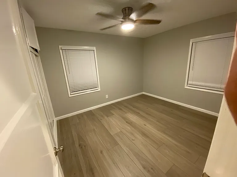 5822 Indiana Ave — Photo 6