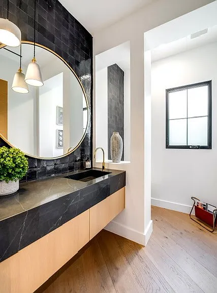 5150 Beeman Ave — Photo 22