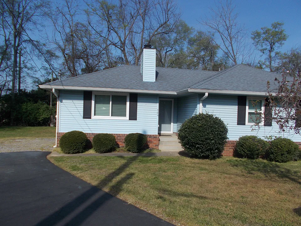 306 Woodview Ct