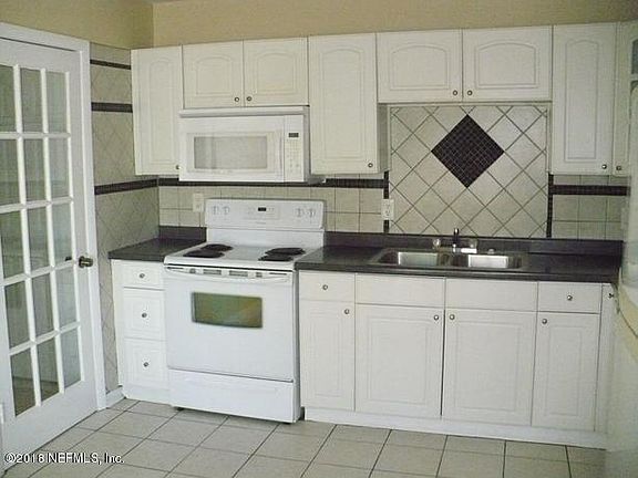 3rd image of 4725 Harlow Blvd