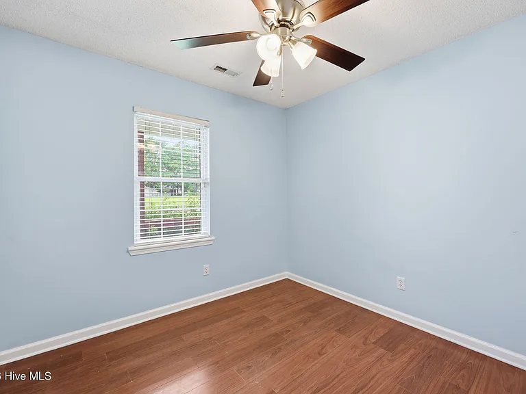 128 Fodder Dr — Photo 18