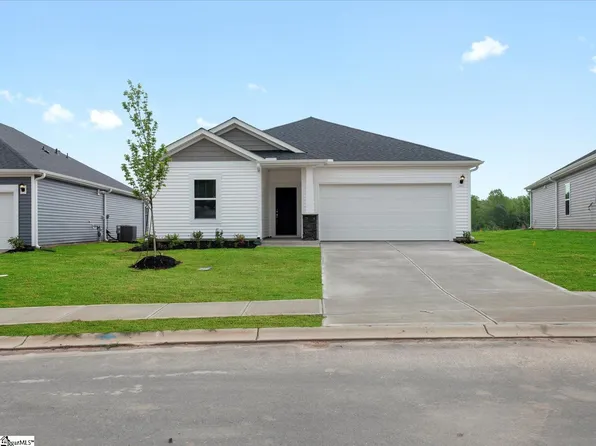 475 Harben Dr, Woodruff, SC 29388