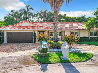 7045 SW 95th Ct, Miami, FL 33173