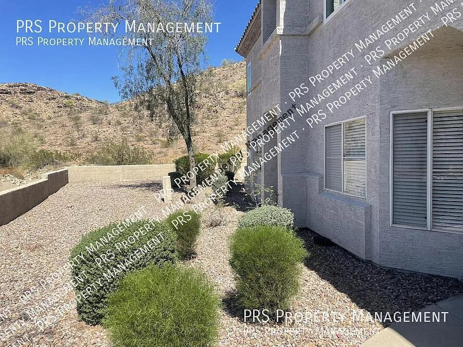 Photo 2 of 20 - 3236 E Chandler Blvd #1040 - Phoenix, AZ Building Photo - 3236 E Chandler Blvd #1040