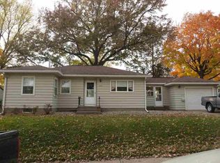 2420 Madison St, Davenport, IA 52804