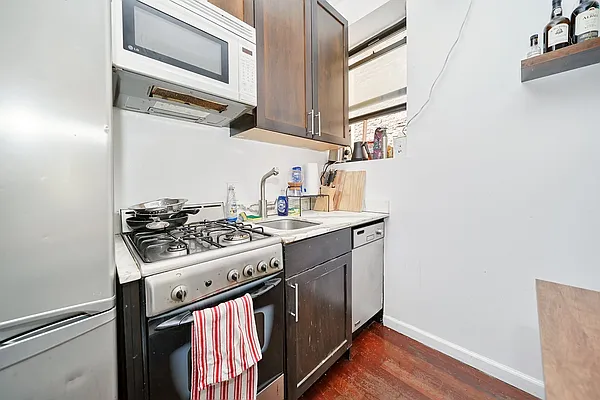 Rented by Living New York | media 14