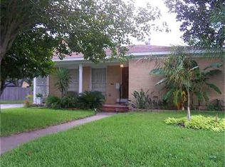4820 Woodrow Ave, Galveston, TX 77551