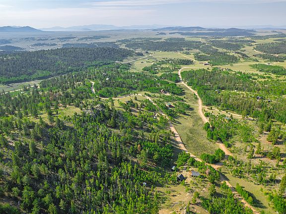 3rd image of 1391 Ute Trail
