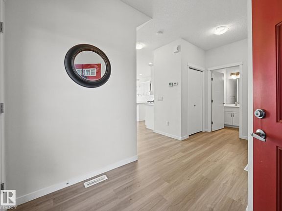 3rd image of 3807 Cherry Loop SW