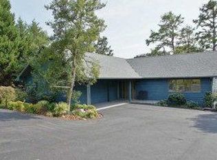 117 Hillview Dr, Moneta, VA 24121