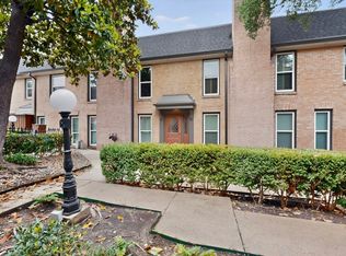 7820 Meadow Park Dr #215, Dallas, TX 75230
