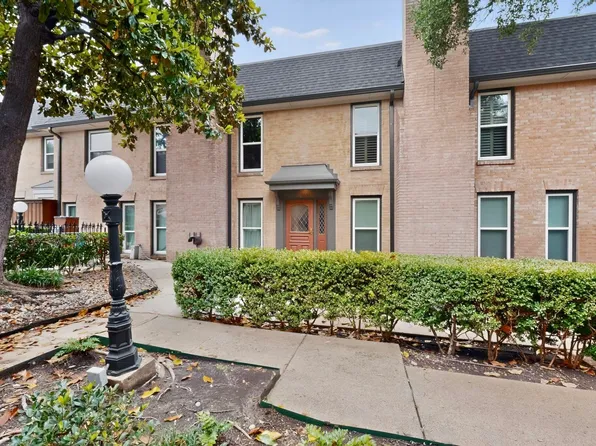 7820 Meadow Park Dr #215, Dallas, TX 75230
