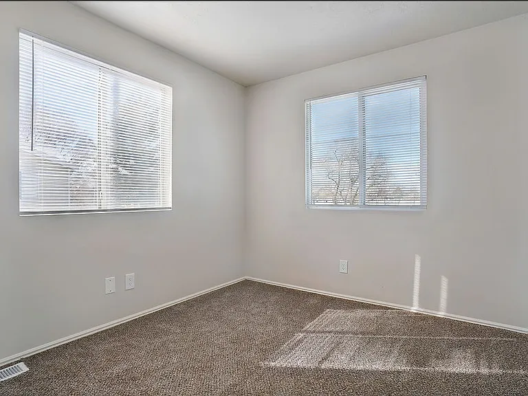 Riverview Townhomes — Photo 13