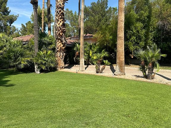 3rd image of 8301 N GOLF Drive